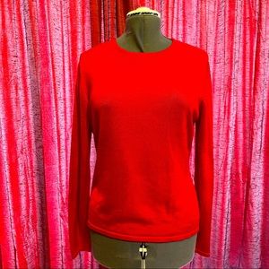 Jacobson’s sweater M